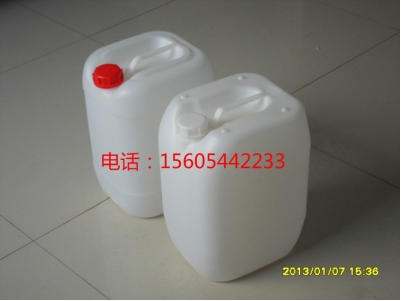 白色20公斤塑料桶，20L塑料桶.